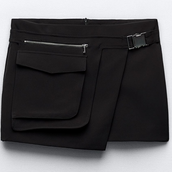 Zara Mini Skirt Asymmetrical Pocket Mid Rise Black Silver Buckle Zippered Small - Picture 6 of 9